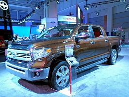 toyota-tundra-3-2014-.jpg