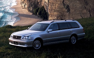 toyota-crown-12-2003-2008.jpg