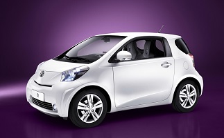 toyota-iq-2008-.jpg