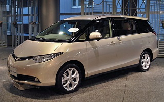 toyota-previa-3-2006-2011.jpg