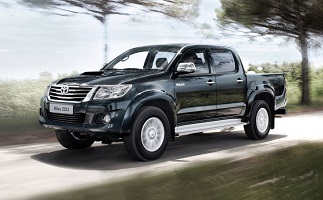 toyota-hilux-7-2005-.jpg